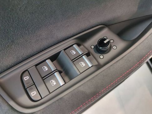 New 2026 Audi RS Q8 performance AWD/4WD image 10