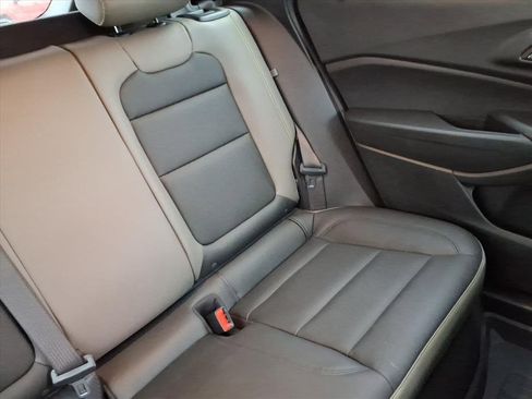 Used 2024 Chevrolet Trax ACTIV w/ Sunroof Package image 18