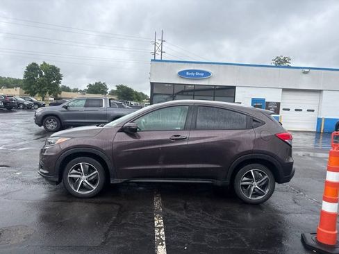 Used 2022 Honda HR-V EX image 5