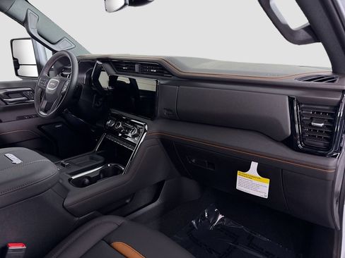 New 2026 GMC Sierra 3500 AT4 AWD/4WD image 30