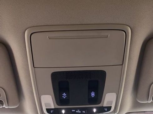 Certified 2024 Honda Pilot Elite image 15
