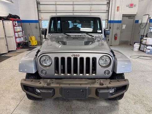 Used 2017 Jeep Wrangler Unlimited Sahara image 10