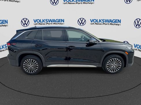 Certified 2025 Volkswagen Tiguan S w/ 18" Wheel Package FWD image 7