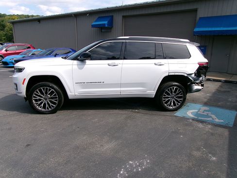 Used 2021 Jeep Grand Cherokee L Summit image 4