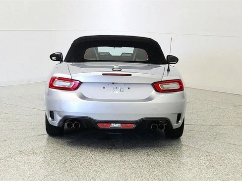 Used 2020 FIAT 124 Spider Abarth RWD image 6