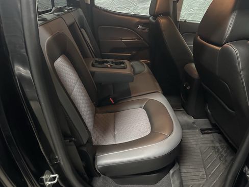 Used 2021 Chevrolet Colorado Z71 w/ Z71 Midnight Edition image 23