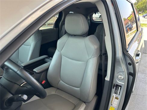 Used 2021 Toyota Sienna XLE w/ XLE Plus Package AWD/4WD image 31