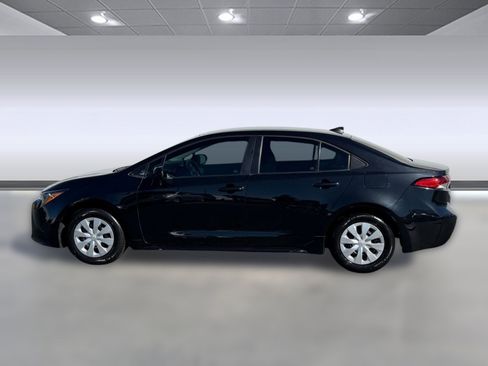 Certified 2022 Toyota Corolla L image 2