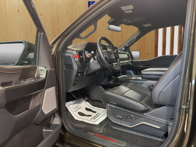 Used 2025 Ford F150 Raptor AWD/4WD image 31