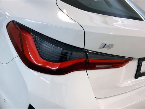 Used 2024 BMW i4 eDrive40 w/ Premium Package RWD image 14