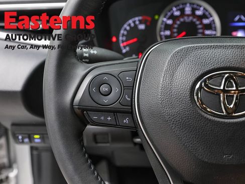Used 2022 Toyota Corolla SE FWD image 14