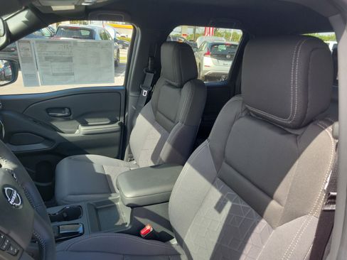 New 2026 Nissan Frontier SV w/ SV Convenience Package image 10