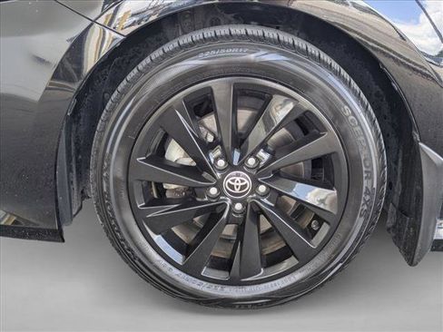 Used 2022 Toyota Camry LE FWD image 23