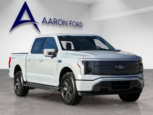 New 2025 Ford F150 Lightning Lariat image 7