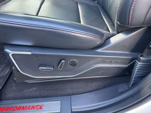 Used 2025 Ford F150 Raptor AWD/4WD image 21