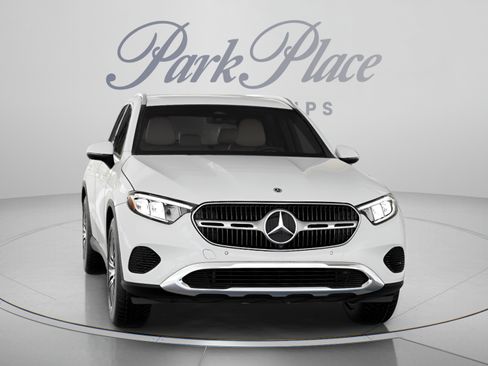 Certified 2026 Mercedes-Benz GLC 300 image 34