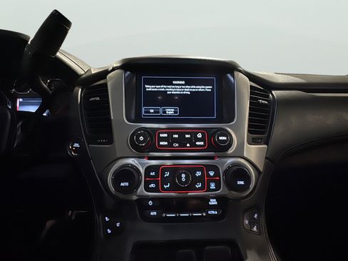 Used 2016 GMC Yukon SLT w/ HD Trailering Package AWD/4WD image 25