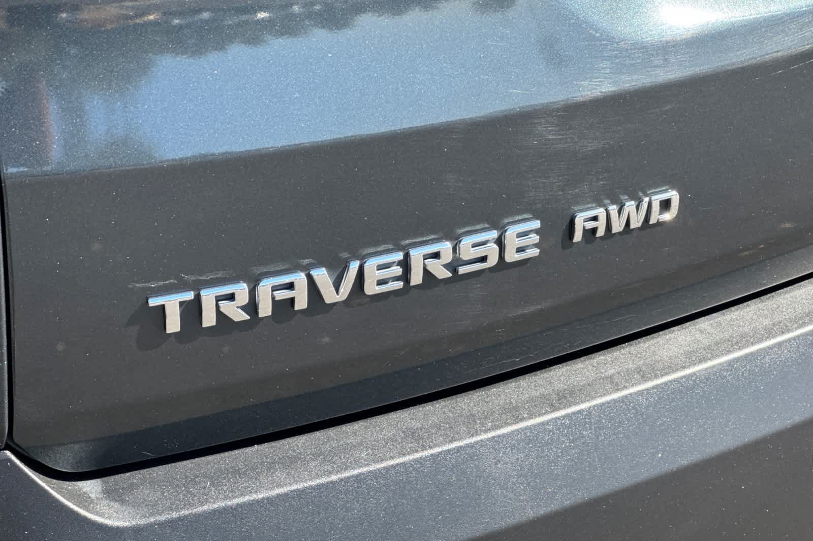 Used 2020 Chevrolet Traverse LT AWD/4WD image 28