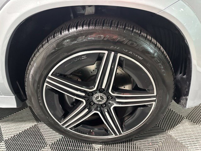 Certified 2025 Mercedes-Benz GLE 450e 4MATIC image 9