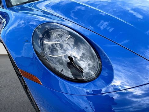 Certified 2026 Porsche 911 Targa 4 GTS AWD/4WD image 12