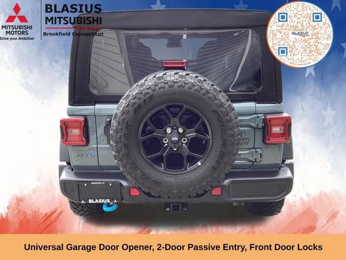 Used 2024 Jeep Wrangler Unlimited AWD/4WD image 13
