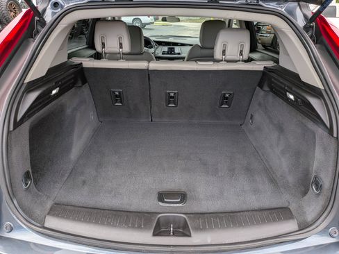Certified 2019 Cadillac XT4 Luxury FWD image 17