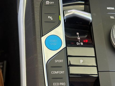 Used 2023 BMW i4 eDrive35 w/ Premium Package RWD image 33