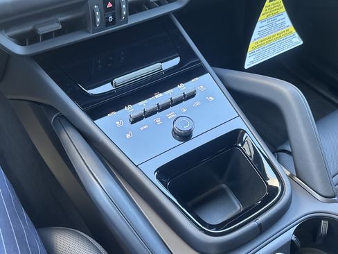New 2026 Porsche Cayenne GTS AWD/4WD image 11