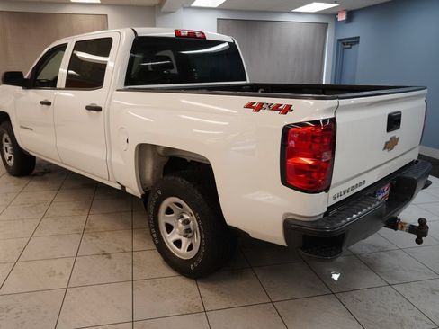 Used 2018 Chevrolet Silverado 1500 W/T w/ WT Convenience Package AWD/4WD image 9