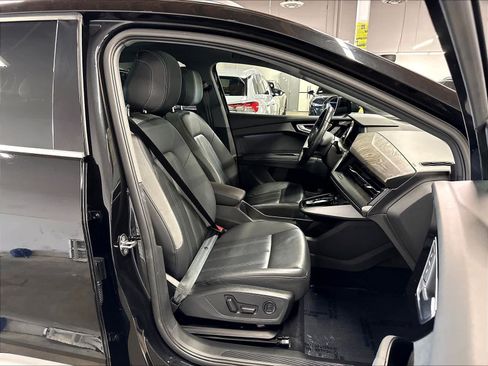Used 2023 Audi Q4 e-tron Premium w/ Convenience Package AWD/4WD image 10