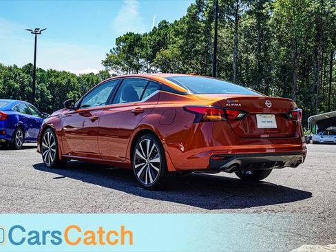 Used 2019 Nissan Altima 2.5 SR FWD image 13