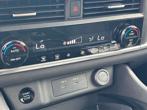 Certified 2026 Nissan Rogue SV AWD/4WD image 26