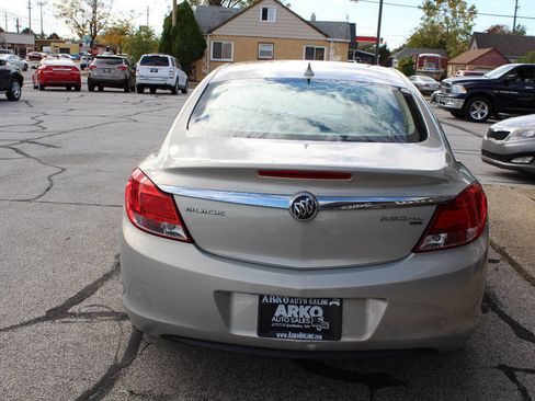 Used 2011 Buick Regal CXL w/ RL2 Preferred Equipment Group image 8