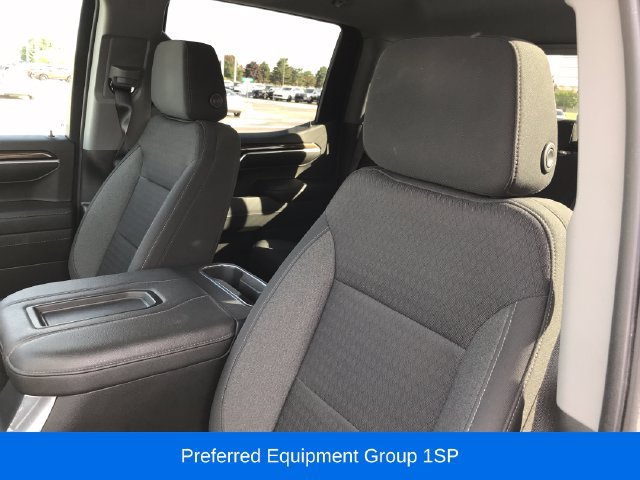 Used 2022 Chevrolet Silverado 1500 RST AWD/4WD image 4
