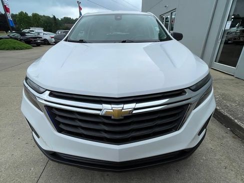 Certified 2024 Chevrolet Equinox LS w/ LS Convenience Package FWD image 5