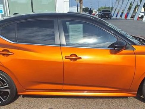 Certified 2021 Nissan Sentra SR w/ SR Premium Package image 7