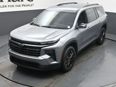 New 2026 Chevrolet Traverse LT w/ Midnight/Sport Edition AWD/4WD image 24
