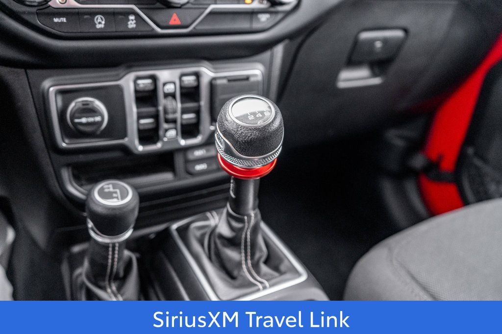 Used 2019 Jeep Wrangler Unlimited Sahara AWD/4WD image 26
