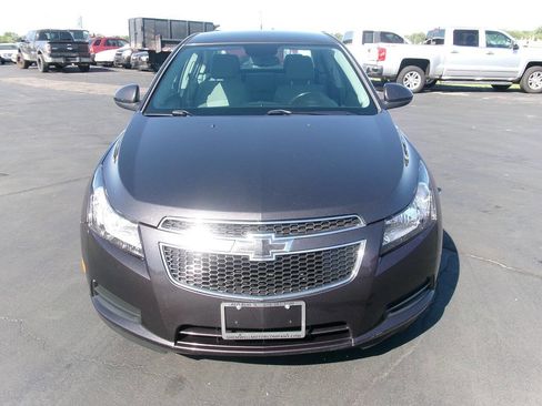 Used 2014 Chevrolet Cruze LT FWD image 3