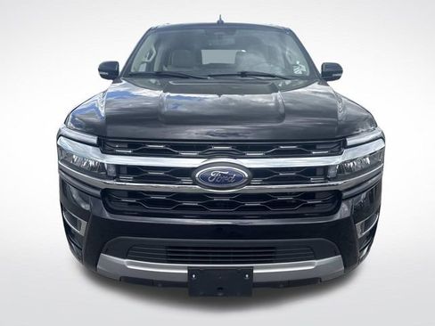 Used 2024 Ford Expedition Limited AWD/4WD image 12