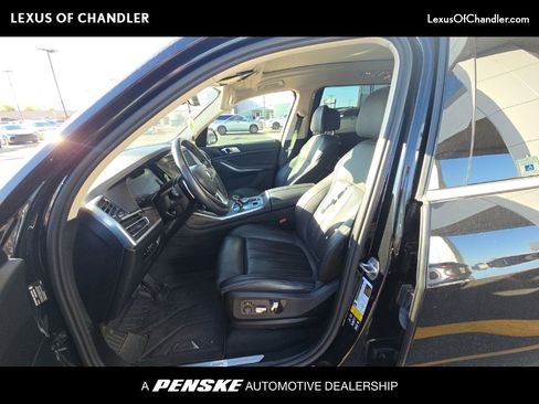 Used 2022 BMW X7 xDrive40i w/ Premium Package AWD/4WD image 1