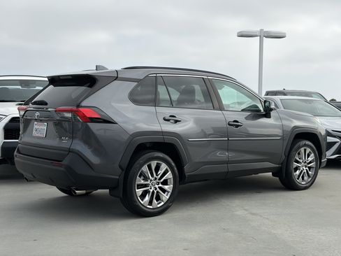 Certified 2021 Toyota RAV4 XLE Premium AWD/4WD image 3