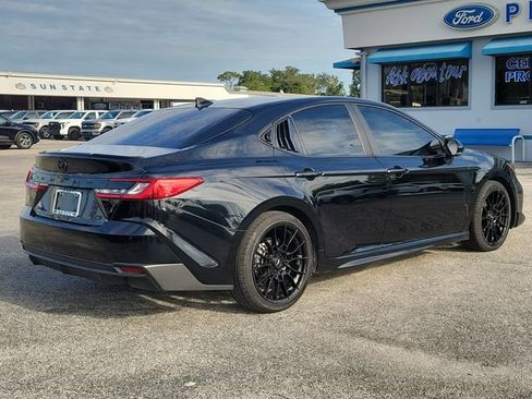 Used 2025 Toyota Camry SE w/ Convenience Package FWD image 6