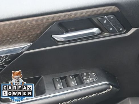 Used 2024 GMC Acadia Denali AWD/4WD image 16