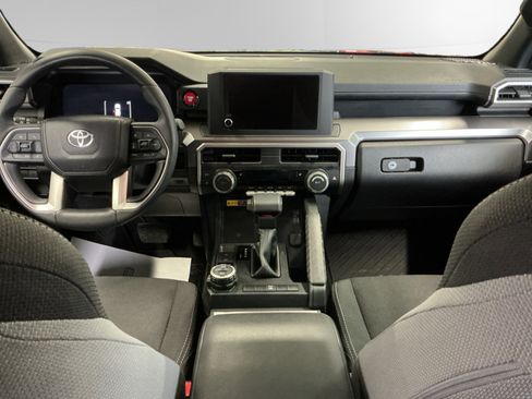 Certified 2025 Toyota 4Runner TRD Off-Road AWD/4WD image 10