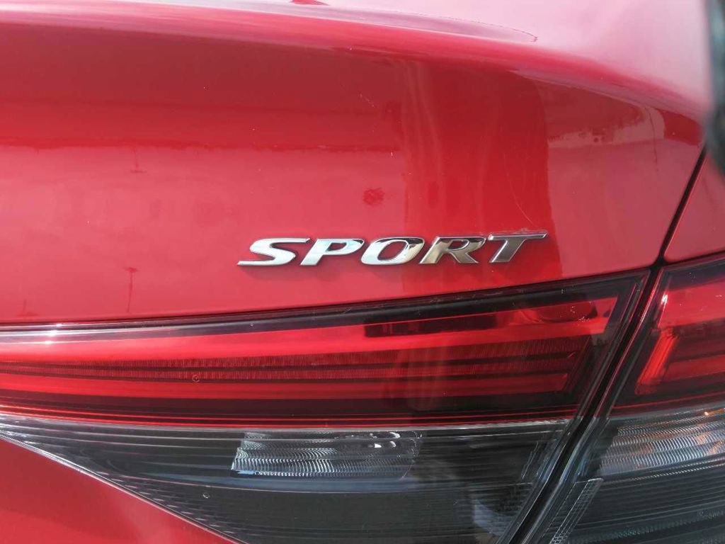 Used 2024 Honda Civic Sport image 3