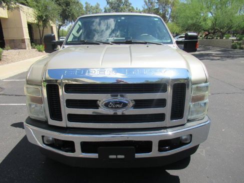 Used 2009 Ford F250 Lariat AWD/4WD image 3