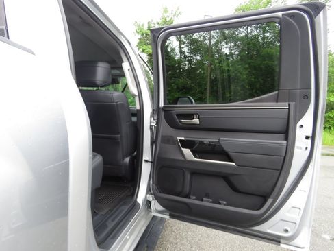 Used 2023 Toyota Tundra Limited AWD/4WD image 14