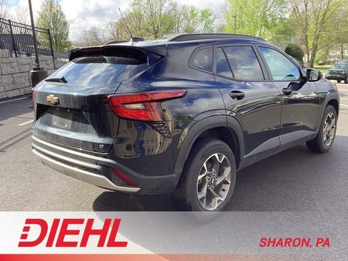 Used 2024 Chevrolet Trax LT image 7