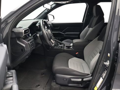 Used 2025 Toyota 4Runner TRD Off-Road AWD/4WD image 14